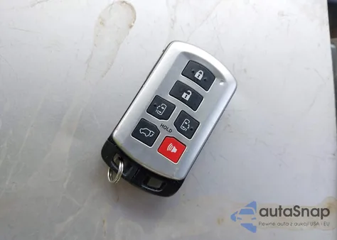 2015 Toyota Sienna Xle Premium 7 Passenger z USA, uszkodzony, nr VIN 5TDDK3DC9FS119513